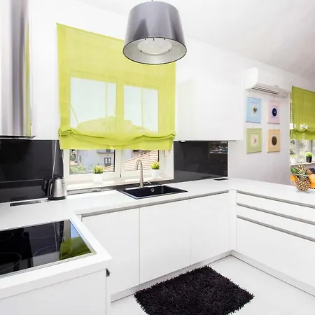 Apartament Satis *