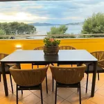 Satis Apartament *