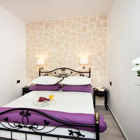 Satis Apartment *