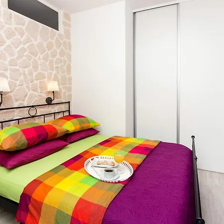 Satis Apartamento Trogir