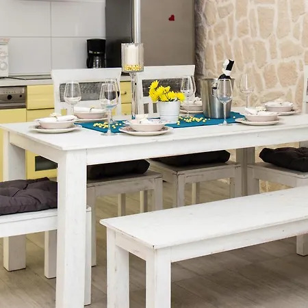 Satis Apartment *