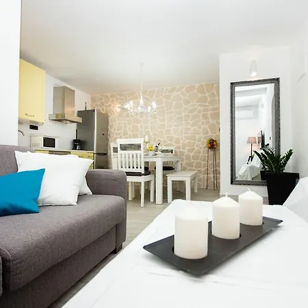 Satis Apartment