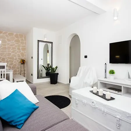 Apartment Satis