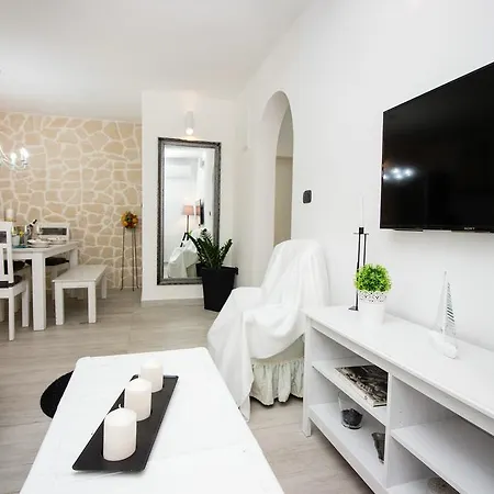 Apartment Satis
