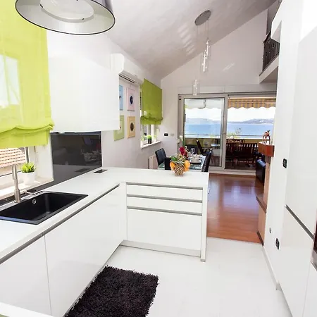 Satis Apartment
